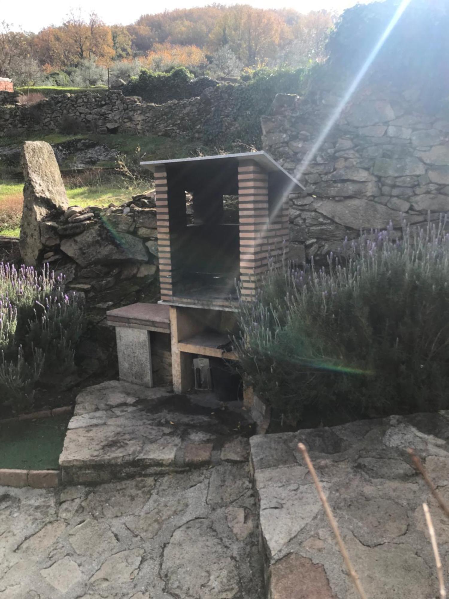 Aroma De Primavera En Casas Rurales Acebuche Casas del Monte Eksteriør bilde