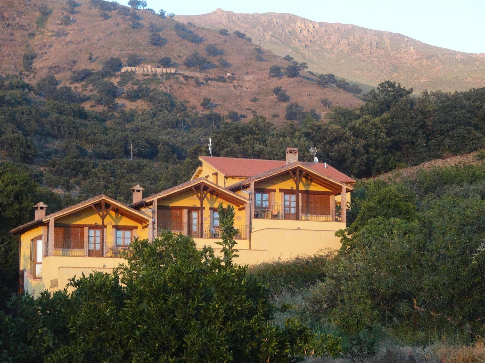 Aroma De Primavera En Casas Rurales Acebuche Casas del Monte Eksteriør bilde