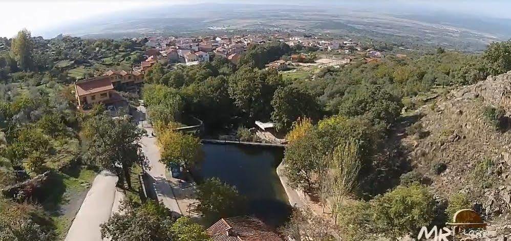 Aroma De Primavera En Casas Rurales Acebuche Casas del Monte Eksteriør bilde