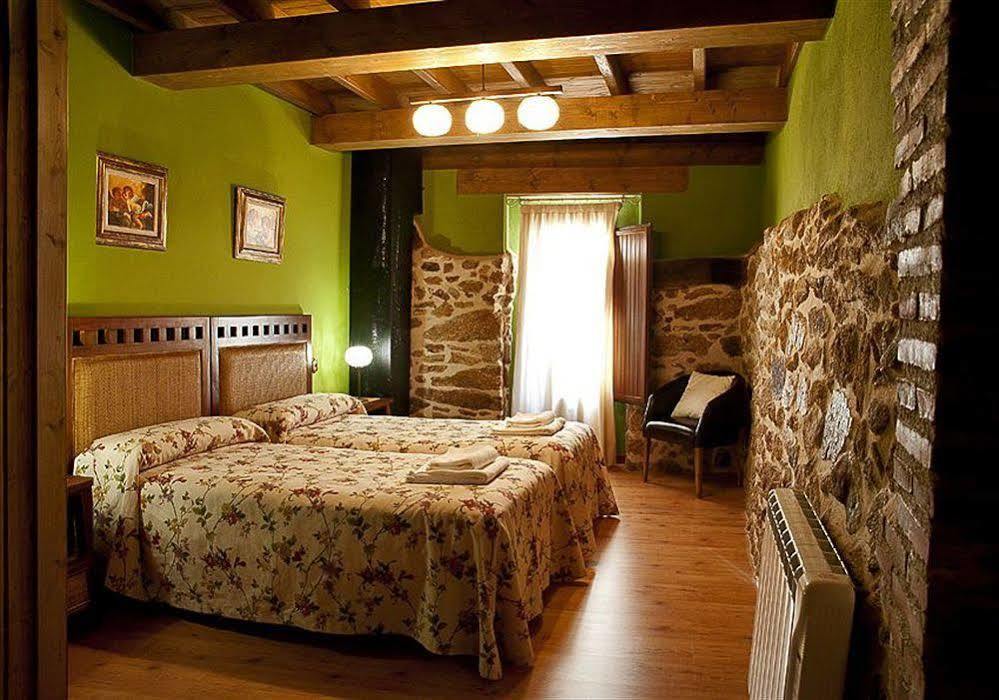 Aroma De Primavera En Casas Rurales Acebuche Casas del Monte Eksteriør bilde